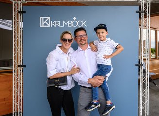 Gruppenfoto Geschäftsführer und Familie Grenzenloser Architektenabend