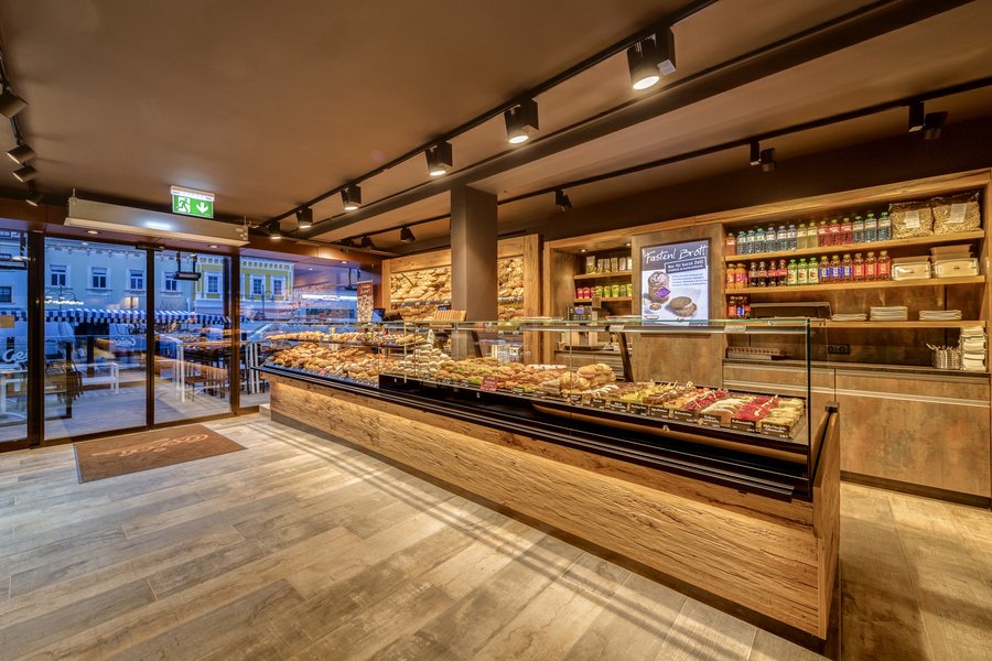 Ladenbau Cafe Bäckerei Geier