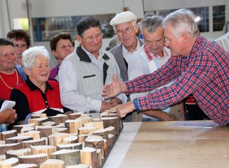 Pummersdorfer Senioren zu Besuch
