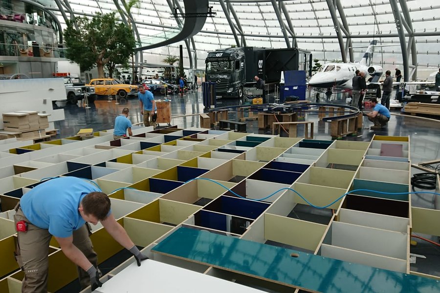 Scuderia Alpha Tauri Hangar-7