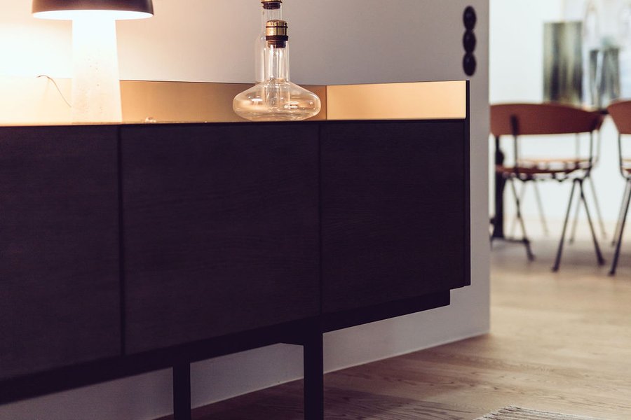 Sideboard mit Spiegel