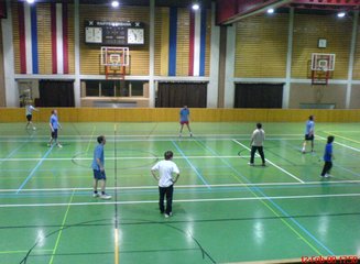  Unsere Sporttischler beim Fußballspielen