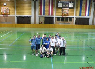  Unsere Sporttischler beim Fußballspielen