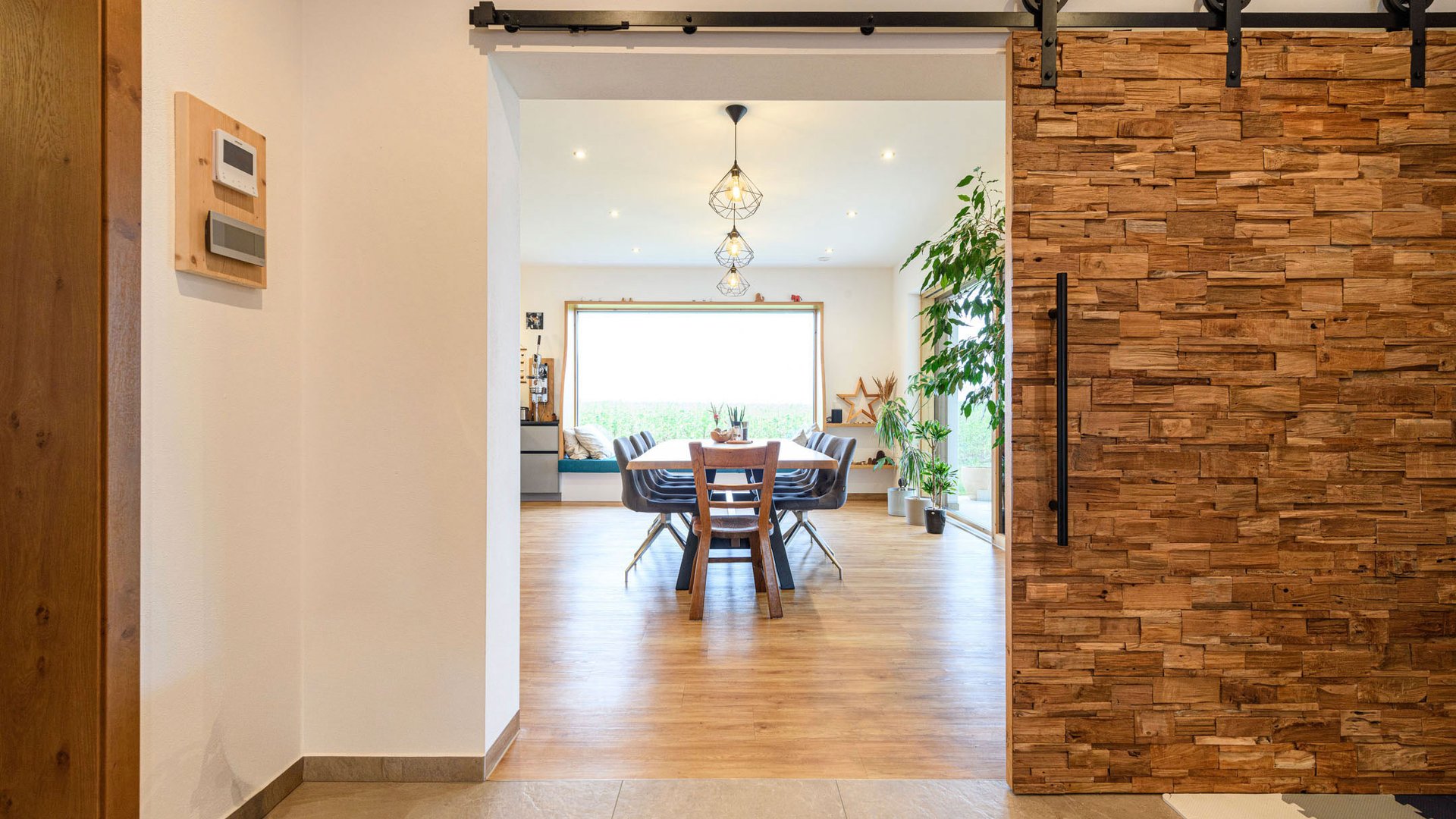 Privathaus - Küche und Esszimmer