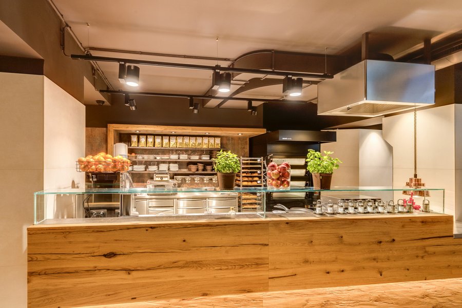 Ladenbau Cafe Bäckerei Geier