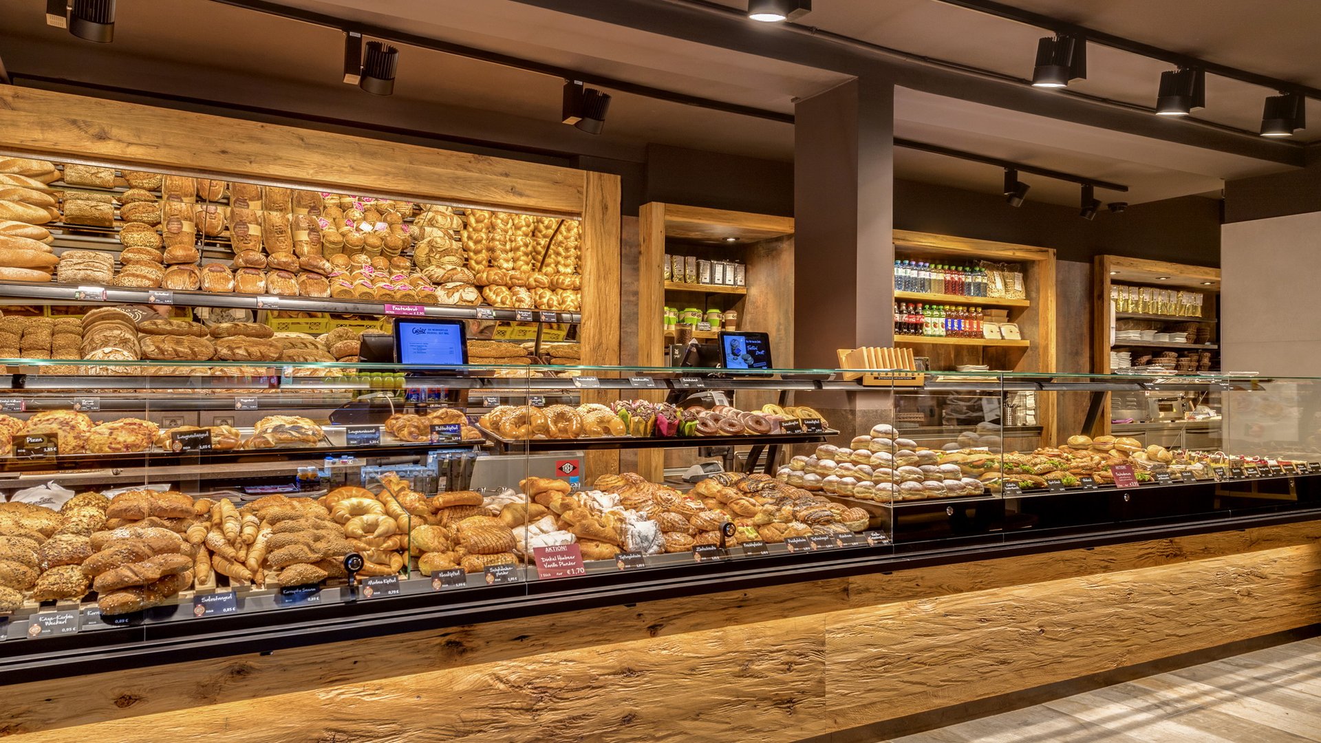 Ladenbau Cafe Bäckerei Geier