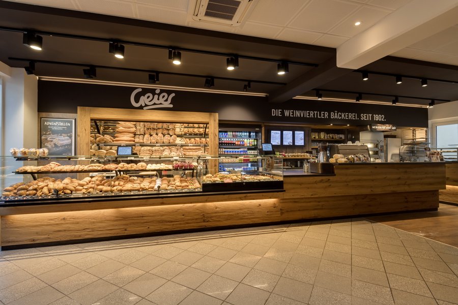 Ladenbau Cafe Bäckerei Geier