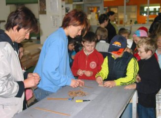  Volksschule Gerersdorf zu Besuch in unserer Werkstatt