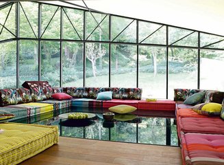  Besonderes Highlight: roche-bobois ab Juni bei Krumböck