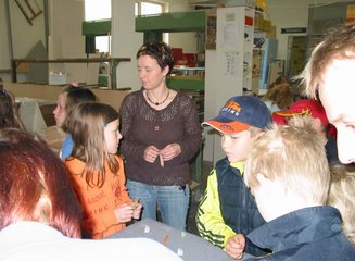  Volksschule Gerersdorf zu Besuch in unserer Werkstatt