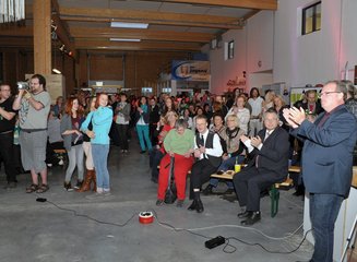 Waterloo Benefizkonzert für behinderte Menschen beim "Verein Wohnen"