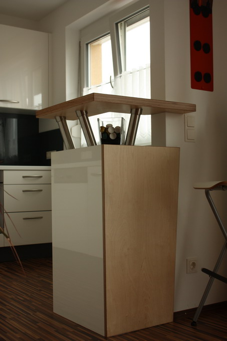 Küche mit Frühstücksbar: Tischlerei Krumböck